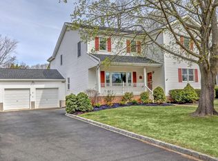 40 Silverwhite Rd, Little Silver, NJ 07739