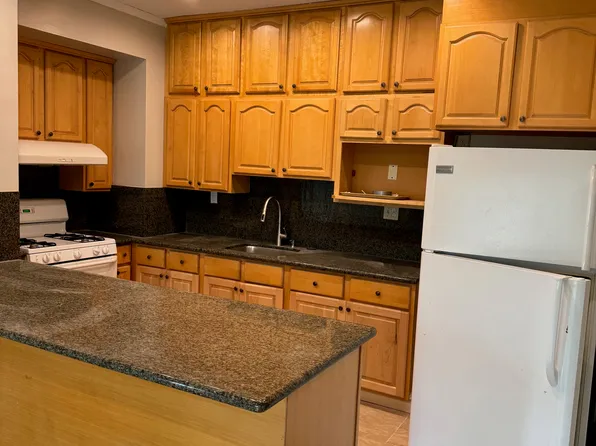 1517 Macarthur Blvd, Oakland, CA