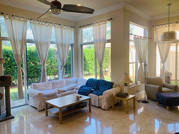 Home For Sale In Renaissance