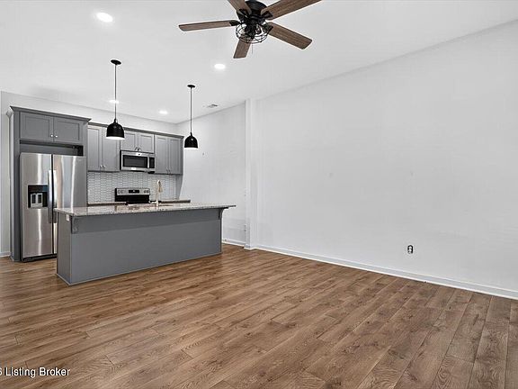 4th image of 510 Wainwright Ave