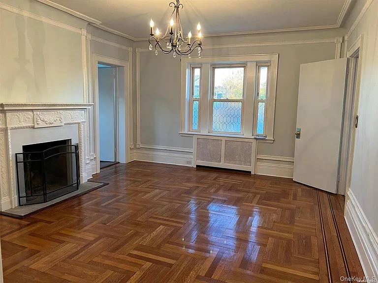 114 E Olive St #MAIN — Photo 5