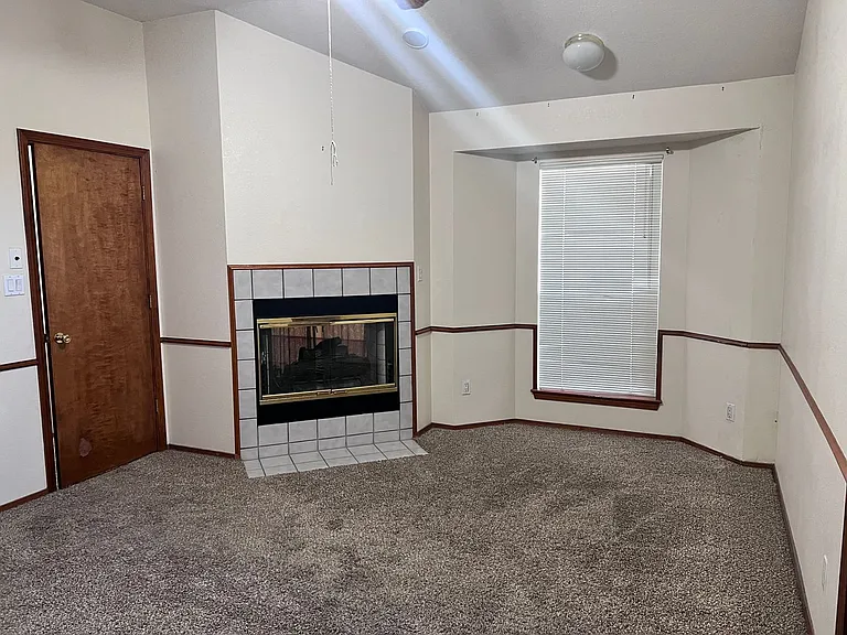 9304 Saguaro St NW — Photo 6