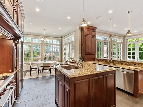 5th image of 359 N Deere Park Dr E