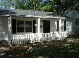 1037 Wellington Rd, Lawrence, KS 66049