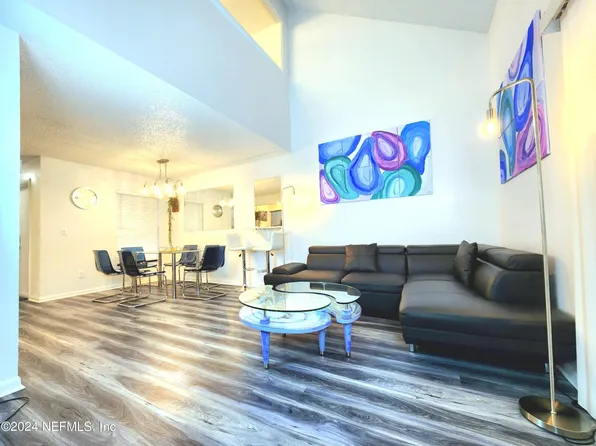 8455 PINEVERDE Lane, Jacksonville, FL 32244