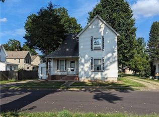 416 8th St SW, Massillon, OH 44647