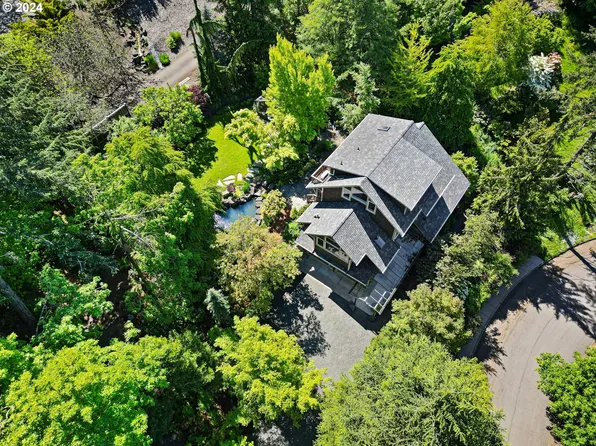 2089 Graham Dr, Eugene, OR 97405