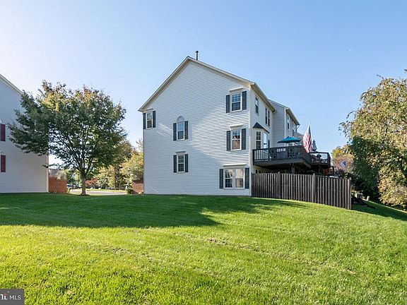 3rd image of 6416 Overcoat Ln
