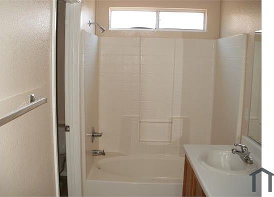 4th image of 2713 Brill St
