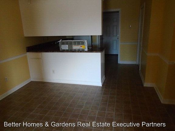 3rd image of 428 Evans Mill Dr Unit A