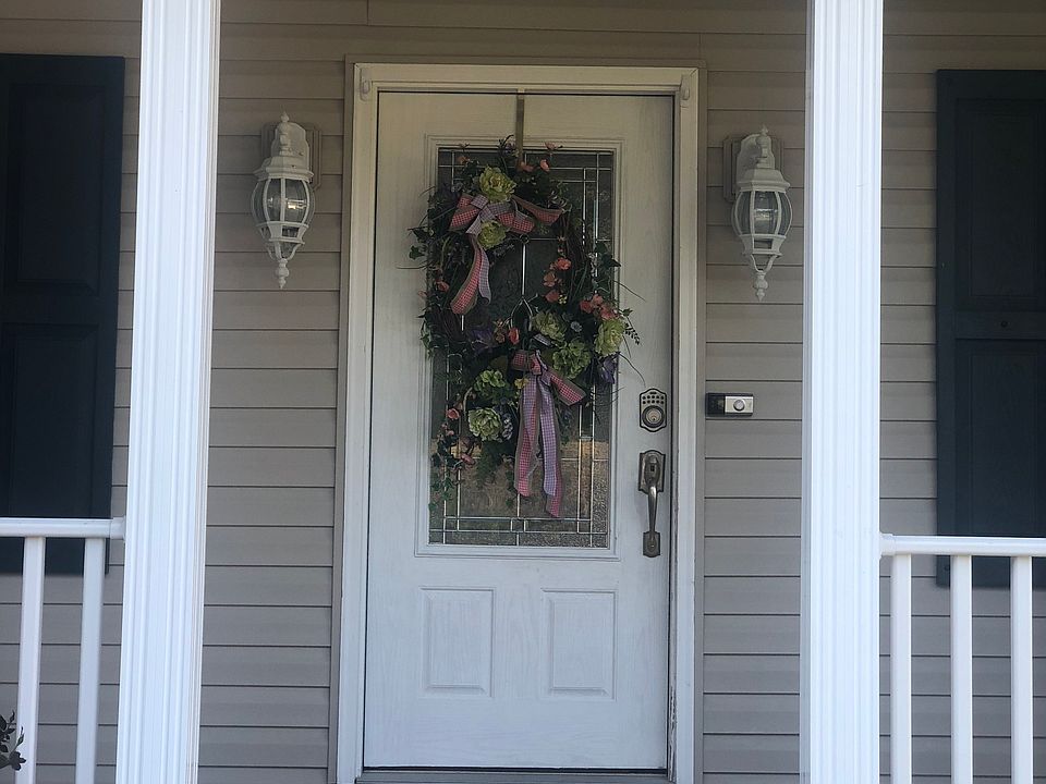 1st image of 62 Rose St