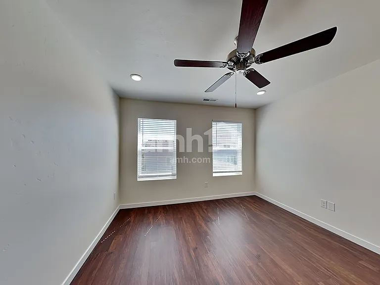 1432 N Garnet Creek Ave — Photo 11