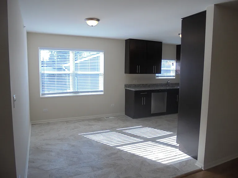 1511 Lotus Dr — Photo 8