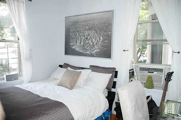 Rented by Halstead Real Estate | media 15