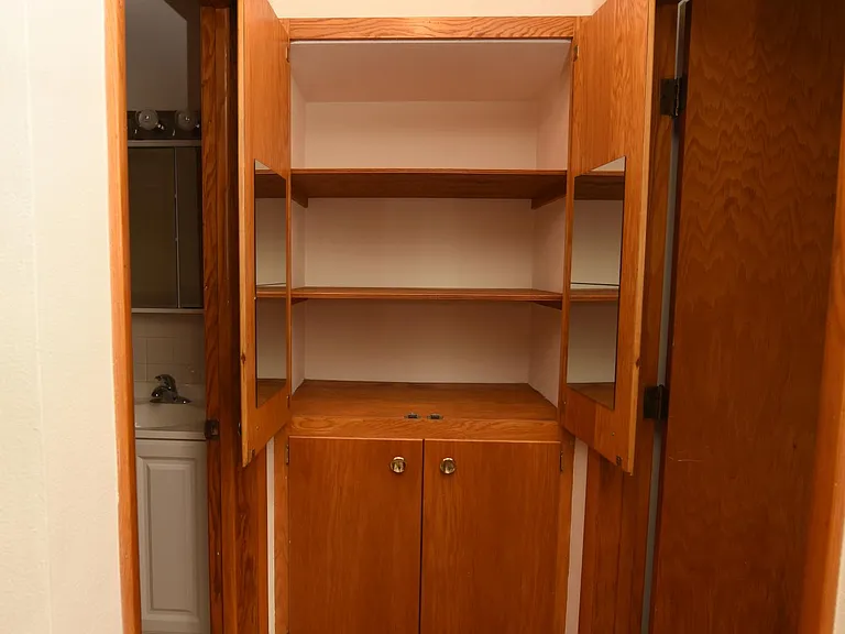 Buron Lane Apartments — Photo 11