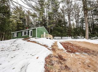 14 Davis Rd, Weare, NH 03281