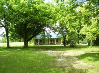 1085 Deer Lodge Hwy, Clarkrange, TN 38553