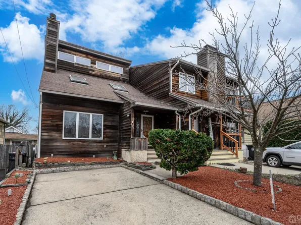 422 Wagner Ave, Perth Amboy, NJ 08861