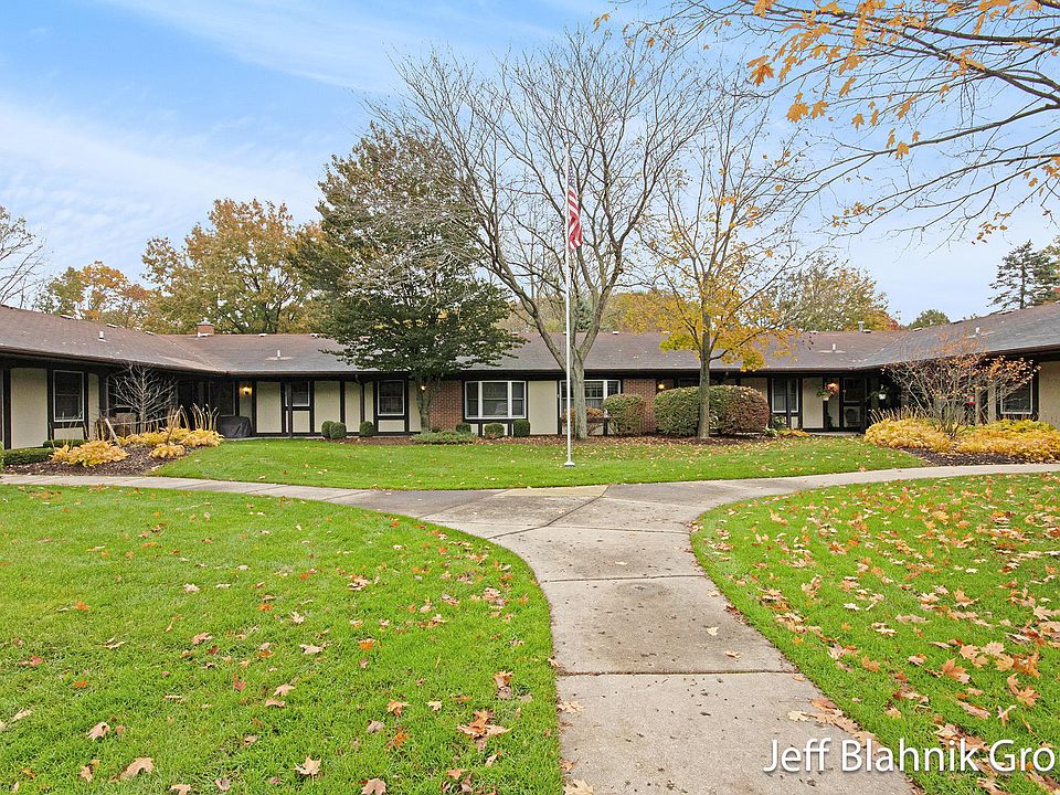 1st image of 144 Bona Vista Dr NW