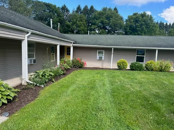 5520 Summit Ave #4, Bemus Pt, NY 14712