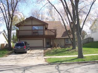 1630 Edison Cir, Hanover Park, IL 60133