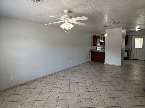 2nd image of 3318 N Detroit Ave #3
