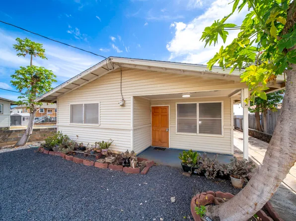 22 Maluhia Dr, Wailuku, HI 96793