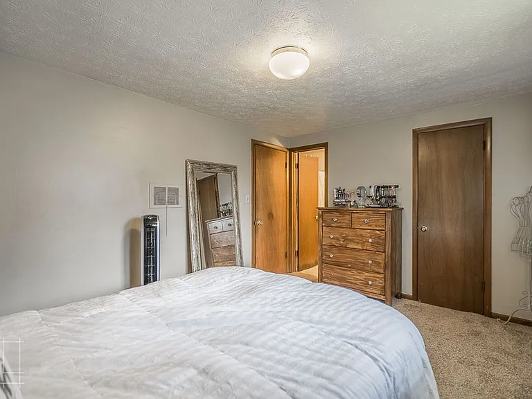 1120-1134 Apollo Pl. — Photo 23