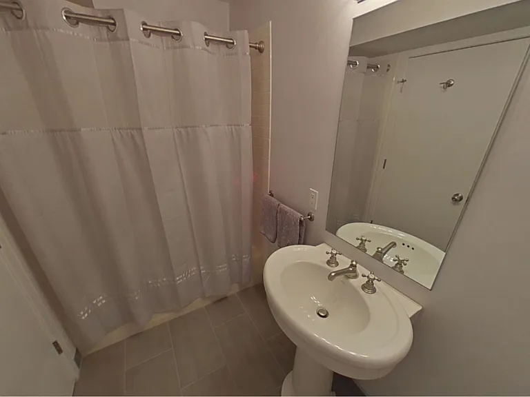 26 Cove Ave #2D — Photo 2