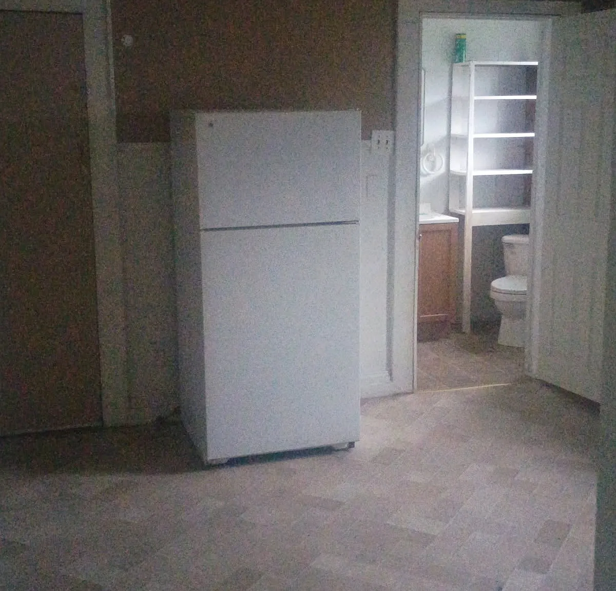 3 bed, 1.5 bath, 1392 sqft, $1,100 — Photo 4