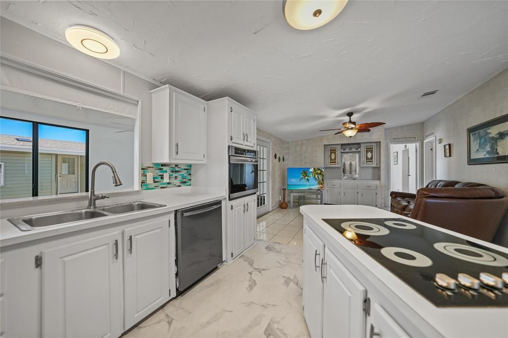 495 Schooner St, North Port, FL - View 4