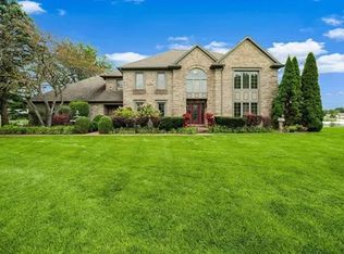 51260 Pebble Beach Ct, Granger, IN 46530