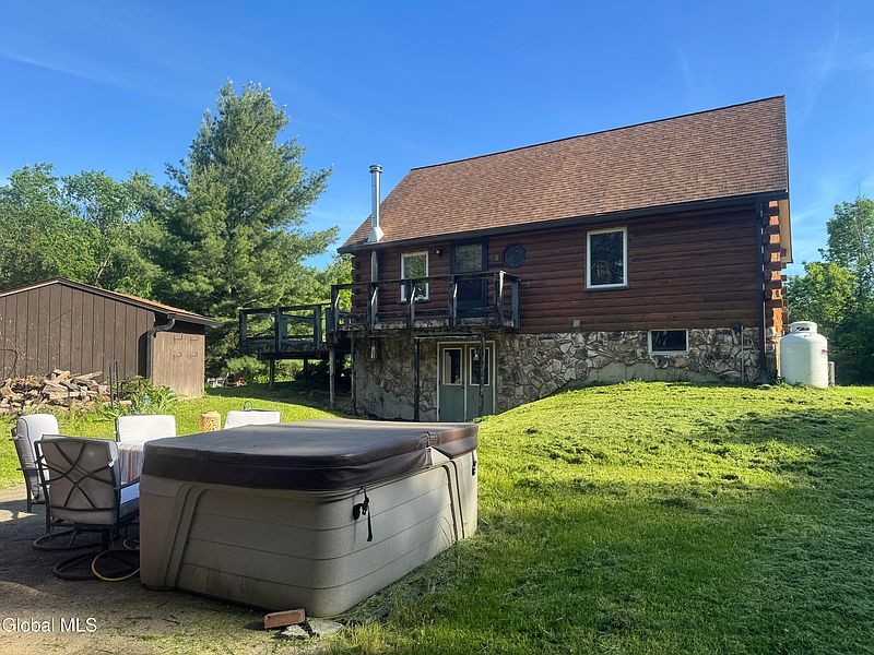 5th image of 26 Squire Lane
