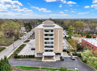 3965 N Meridian St APT 5E, Indianapolis, IN