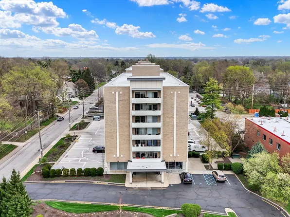 3965 N Meridian St APT 5E, Indianapolis, IN 46208