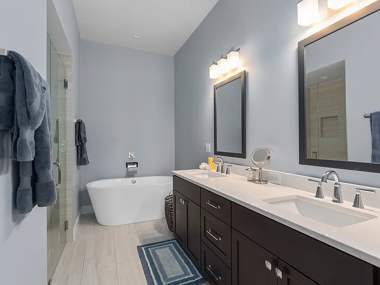 129 S Park Ave — Photo 11
