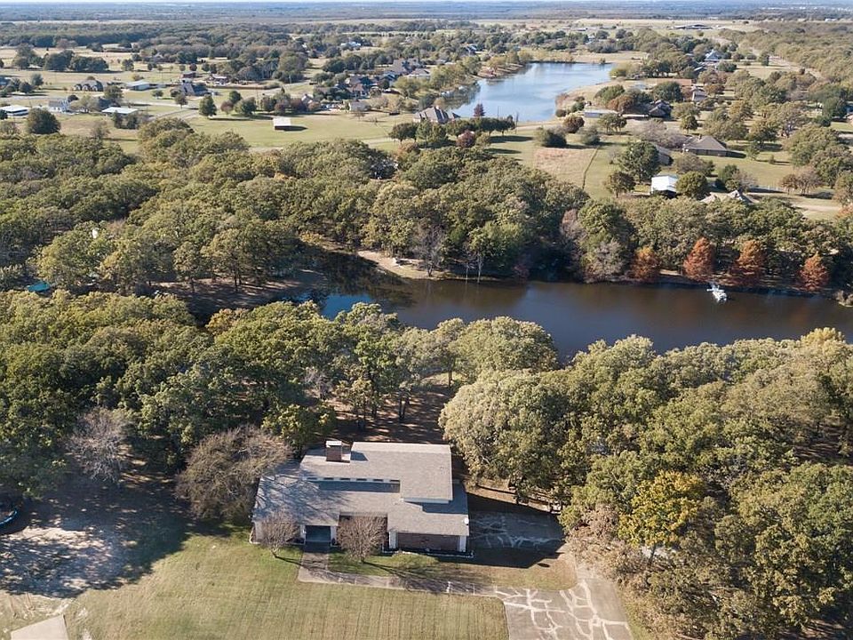 1st image of 8875 Karen Ln