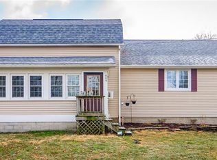 664 N Liberty Rd, Grove City, PA 16127