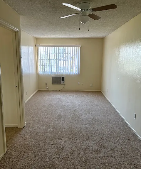 6248 Vineland Ave #201 — Photo 5