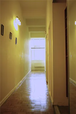 Rented by R New York | media 12