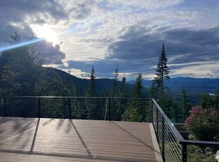 8933 W Ridge Line Ln, Coeur D Alene, ID 83814