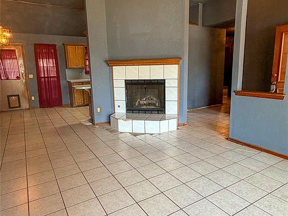 5th image of 2020 Grassland Dr