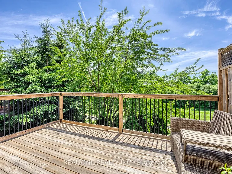 1126 Woodington Ln — Photo 18