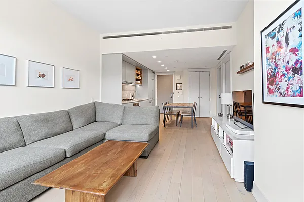 Rented by Level Group | media 8