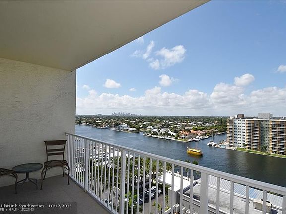 4th image of 3020 NE 32nd Ave APT 1008
