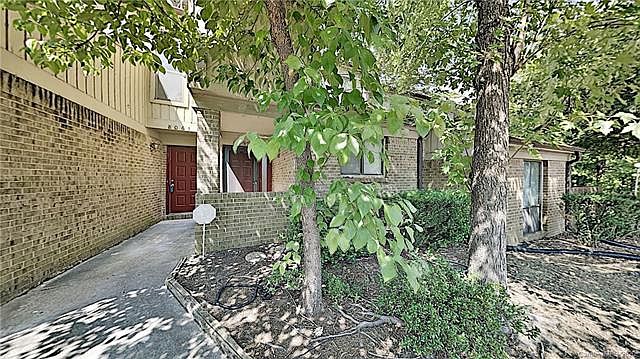 1st image of 8063 Charter Oak Ln