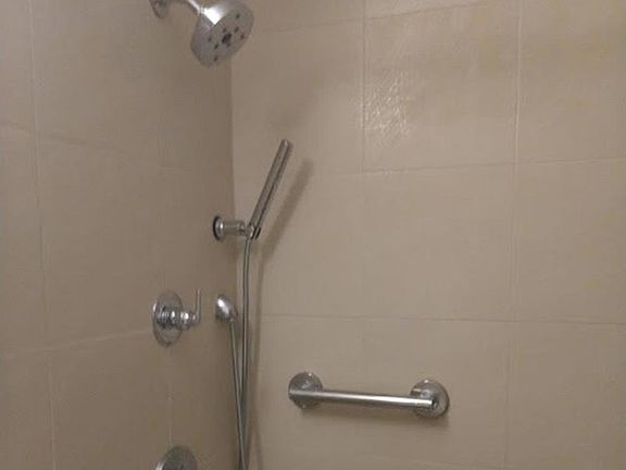 3rd image of 80 Gold St #14A