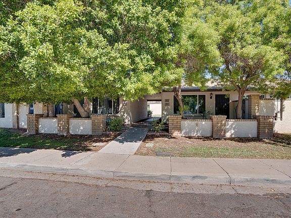 2nd image of 812 W Malibu Dr