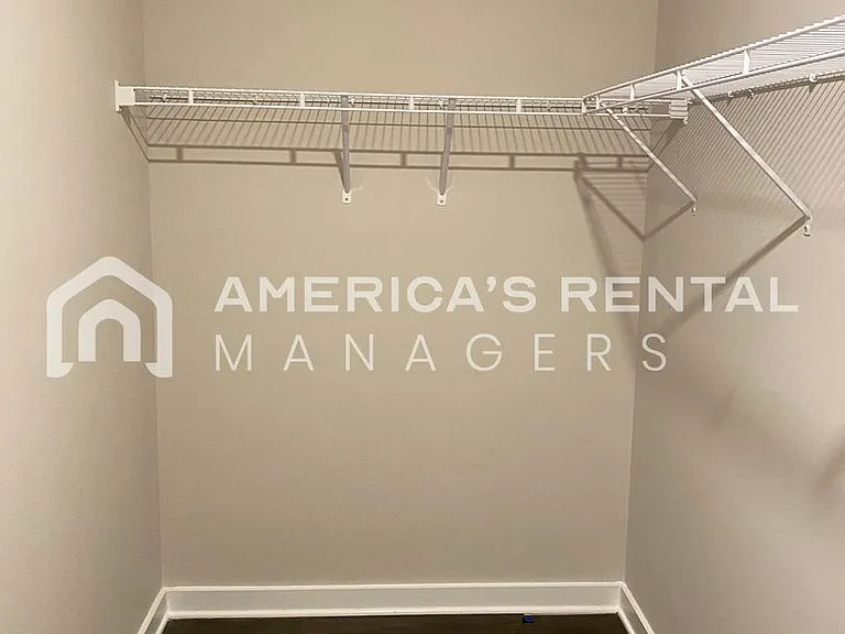 460 Ridge View Cir — Photo 12