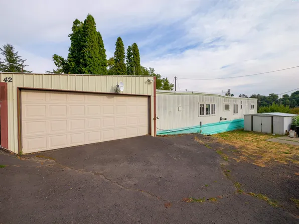 605 NW Fisk St Trailer 42, Pullman, WA 99163